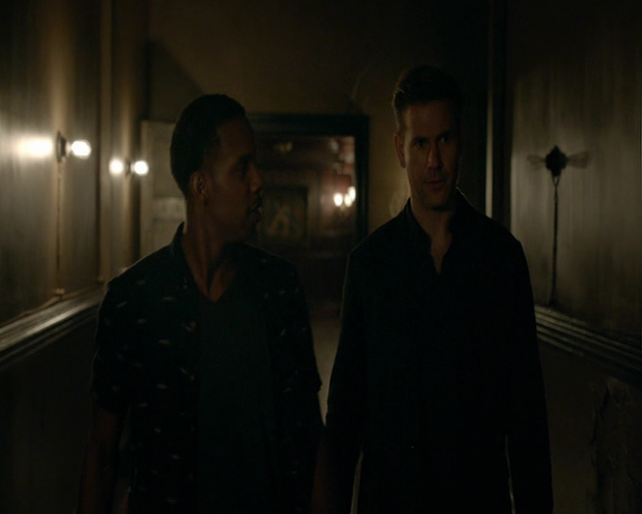 VampireDiaries-dot-nl_VampireDiaries-8x01HelloBrother0555.jpg