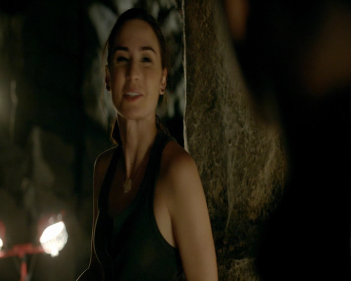 VampireDiaries-dot-nl_VampireDiaries-8x01HelloBrother0565.jpg
