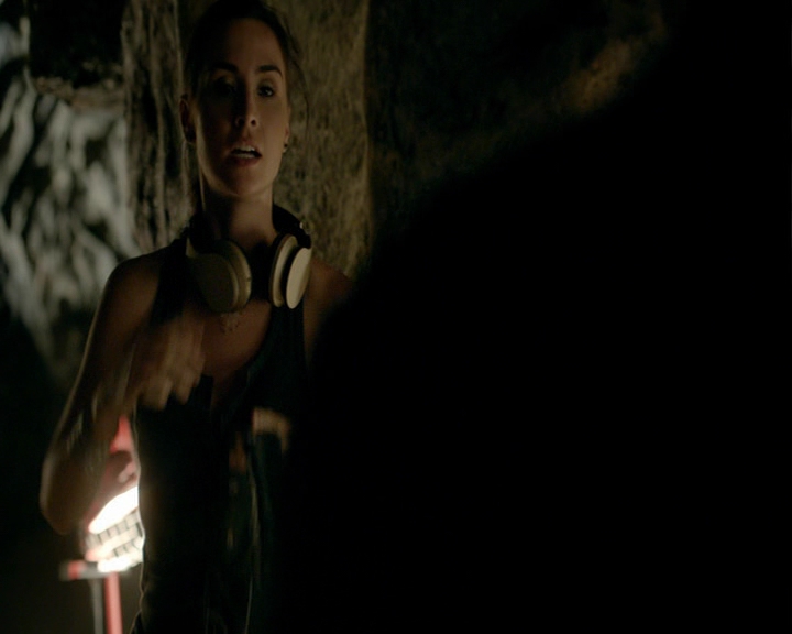 VampireDiaries-dot-nl_VampireDiaries-8x01HelloBrother0568.jpg
