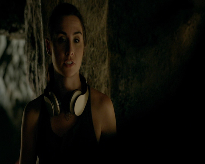 VampireDiaries-dot-nl_VampireDiaries-8x01HelloBrother0575.jpg