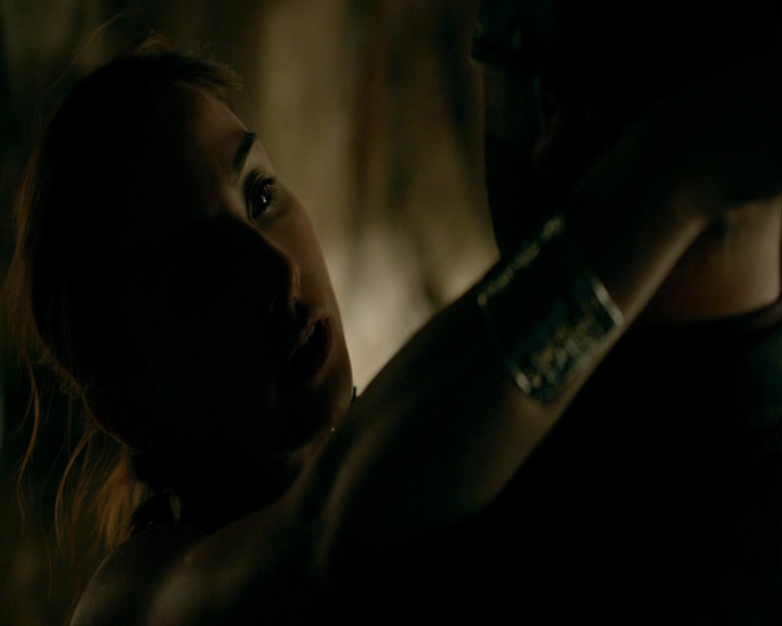 VampireDiaries-dot-nl_VampireDiaries-8x01HelloBrother0592.jpg