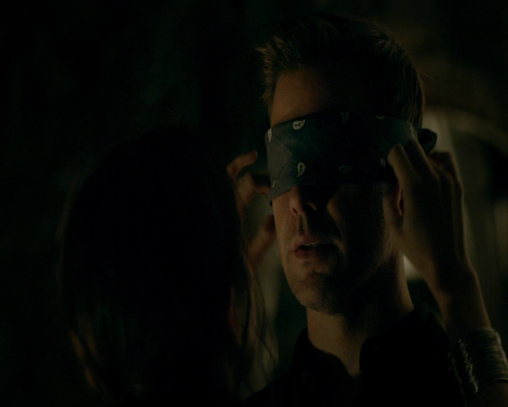 VampireDiaries-dot-nl_VampireDiaries-8x01HelloBrother0596.jpg