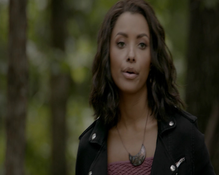 VampireDiaries-dot-nl_VampireDiaries-8x01HelloBrother0747.jpg