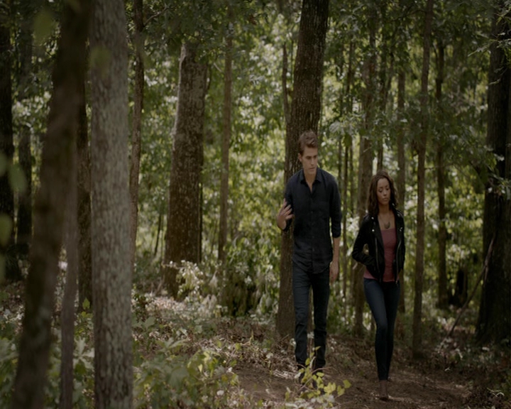 VampireDiaries-dot-nl_VampireDiaries-8x01HelloBrother0750.jpg