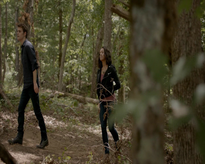 VampireDiaries-dot-nl_VampireDiaries-8x01HelloBrother0752.jpg