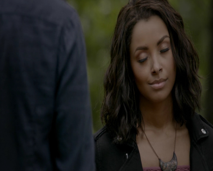 VampireDiaries-dot-nl_VampireDiaries-8x01HelloBrother0755.jpg