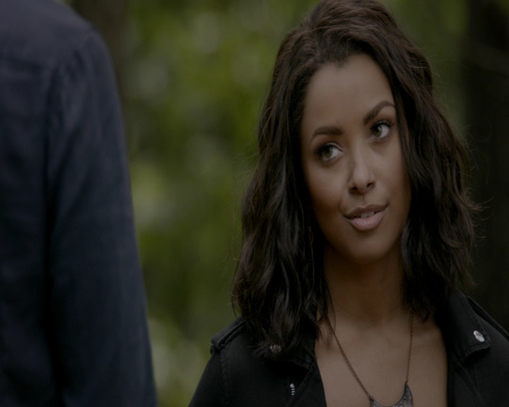 VampireDiaries-dot-nl_VampireDiaries-8x01HelloBrother0757.jpg