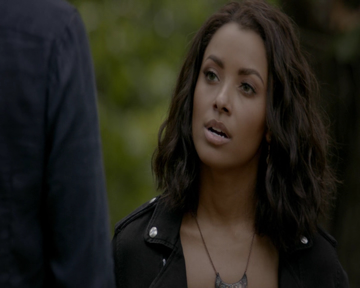 VampireDiaries-dot-nl_VampireDiaries-8x01HelloBrother0761.jpg