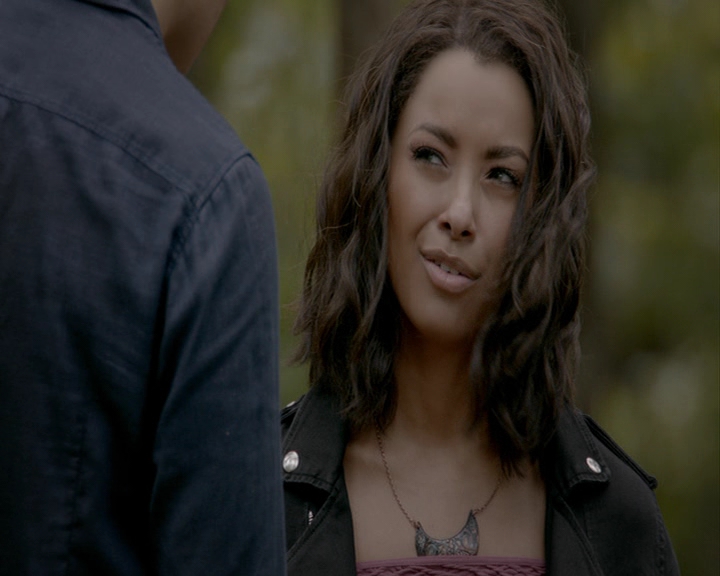 VampireDiaries-dot-nl_VampireDiaries-8x01HelloBrother0791.jpg