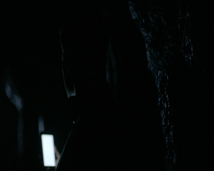 VampireDiaries-dot-nl_VampireDiaries-8x01HelloBrother0821.jpg