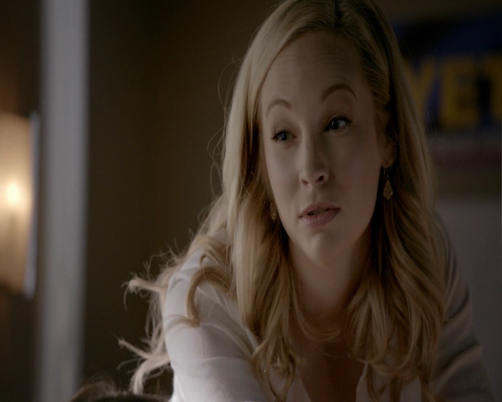 VampireDiaries-dot-nl_VampireDiaries-8x01HelloBrother0902.jpg