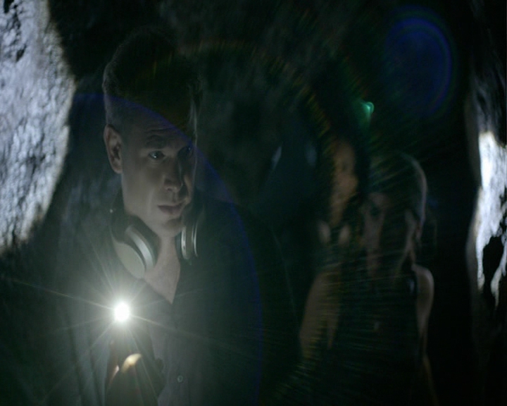 VampireDiaries-dot-nl_VampireDiaries-8x01HelloBrother0938.jpg