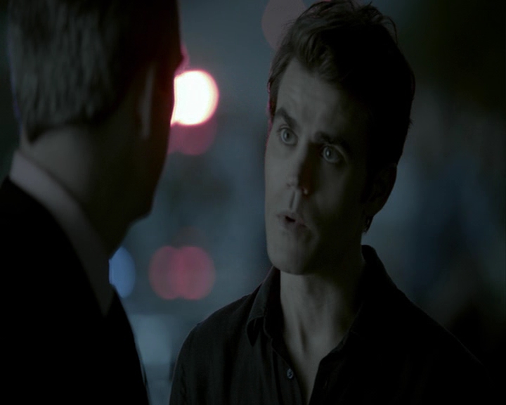 VampireDiaries-dot-nl_VampireDiaries-8x01HelloBrother1011.jpg