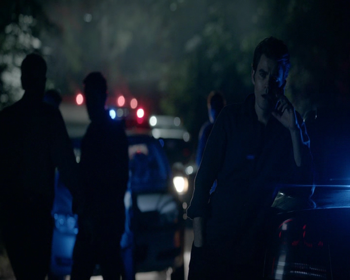 VampireDiaries-dot-nl_VampireDiaries-8x01HelloBrother1057.jpg