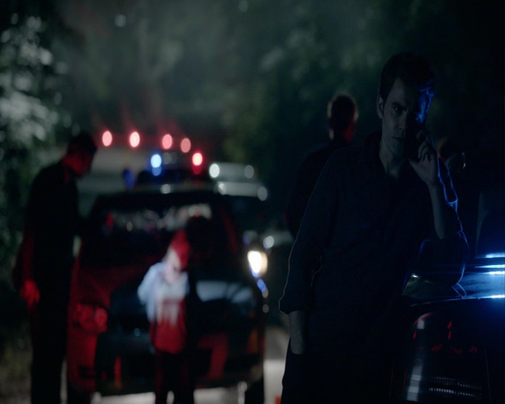 VampireDiaries-dot-nl_VampireDiaries-8x01HelloBrother1060.jpg