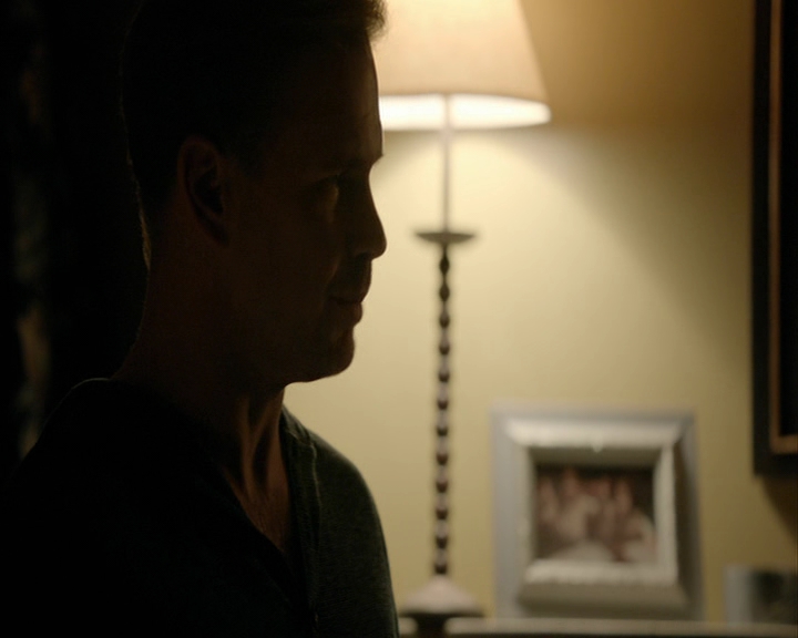 VampireDiaries-dot-nl_VampireDiaries-8x01HelloBrother1702.jpg