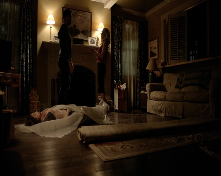 VampireDiaries-dot-nl_VampireDiaries-8x01HelloBrother1719.jpg