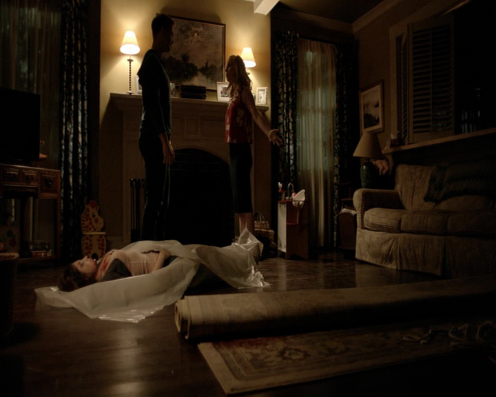 VampireDiaries-dot-nl_VampireDiaries-8x01HelloBrother1731.jpg