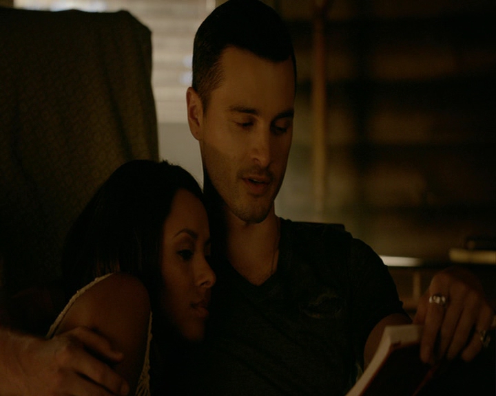 VampireDiaries-dot-nl_VampireDiaries-8x01HelloBrother1880.jpg