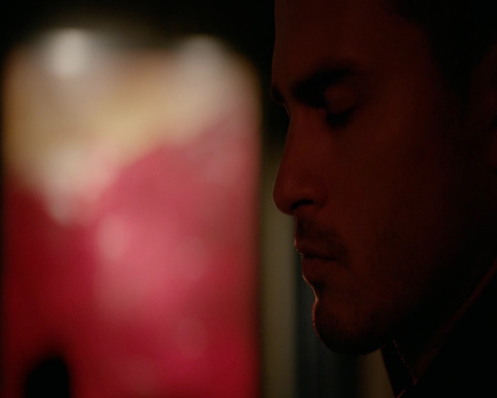 VampireDiaries-dot-nl_VampireDiaries-8x01HelloBrother2083.jpg