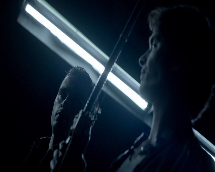 VampireDiaries-dot-nl_VampireDiaries-8x01HelloBrother2285.jpg