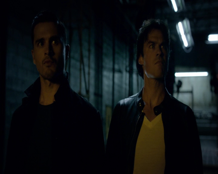 VampireDiaries-dot-nl_VampireDiaries-8x01HelloBrother2312.jpg