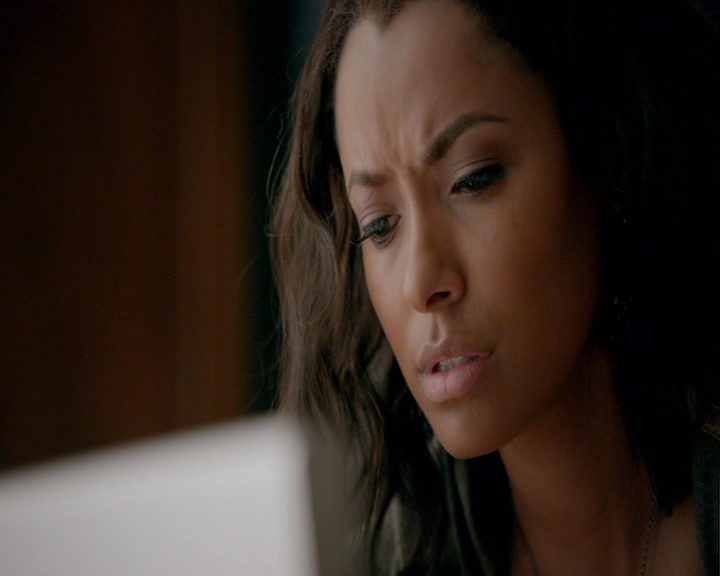 VampireDiaries-dot-nl_VampireDiaries-8x02TodayWillBeDifferent0491.jpg VampireDiaries-dot-nl_VampireDiaries-8x02TodayWillBeDifferent0491.jpg