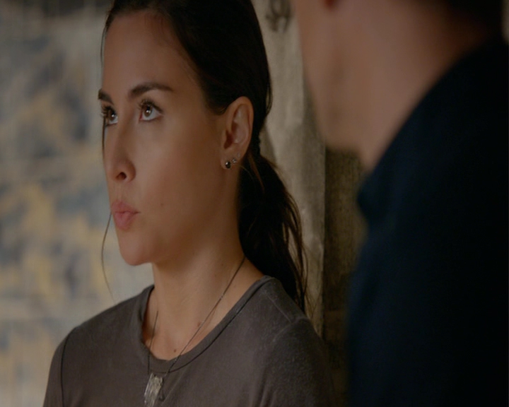 VampireDiaries-dot-nl_VampireDiaries-8x02TodayWillBeDifferent1241.jpg