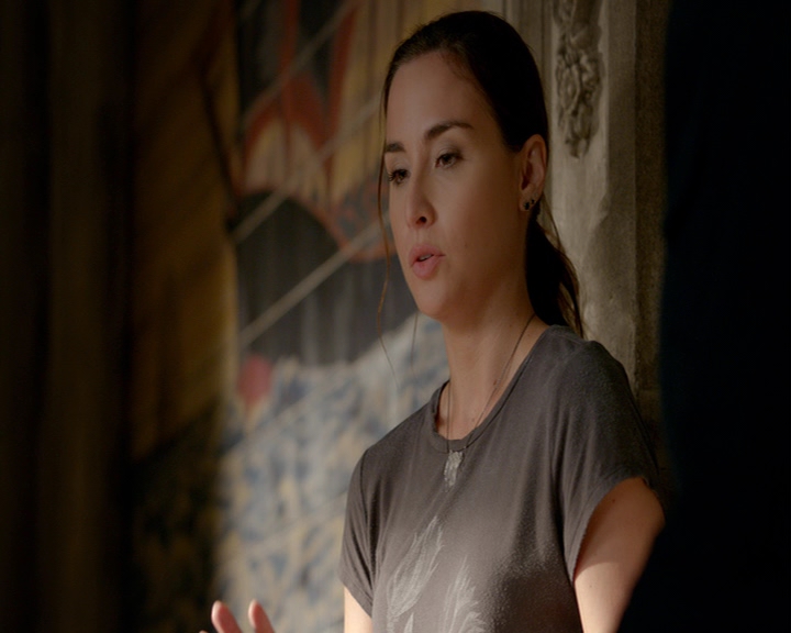 VampireDiaries-dot-nl_VampireDiaries-8x02TodayWillBeDifferent1274.jpg