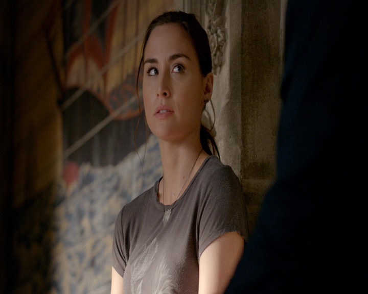 VampireDiaries-dot-nl_VampireDiaries-8x02TodayWillBeDifferent1301.jpg