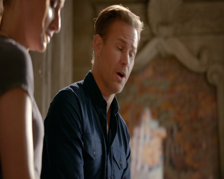 VampireDiaries-dot-nl_VampireDiaries-8x02TodayWillBeDifferent1322.jpg