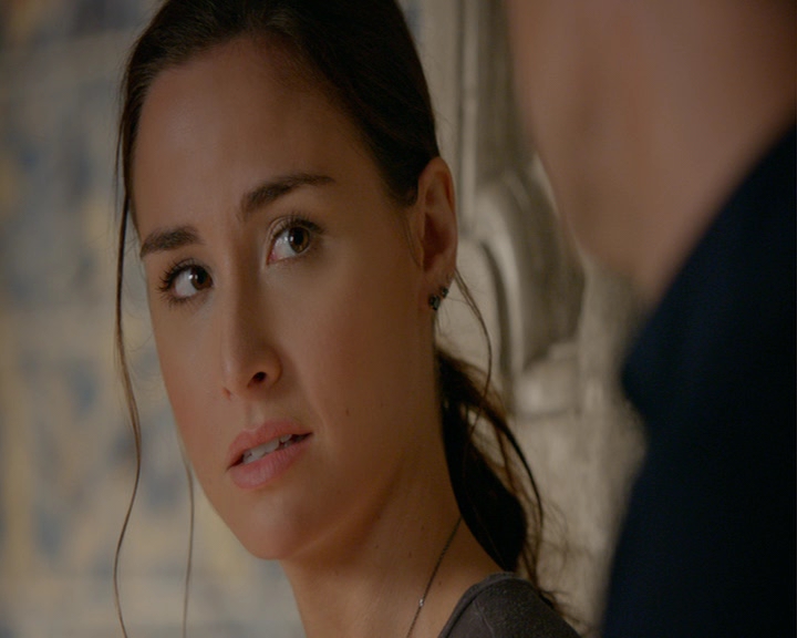 VampireDiaries-dot-nl_VampireDiaries-8x02TodayWillBeDifferent1354.jpg