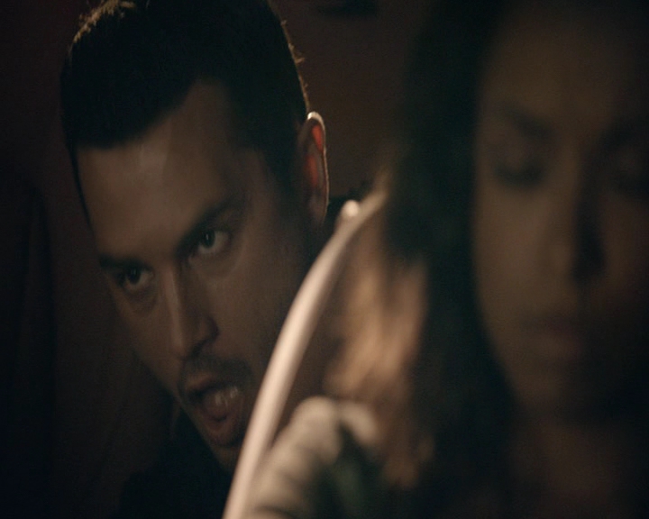 VampireDiaries-dot-nl_VampireDiaries-8x02TodayWillBeDifferent1358.jpg