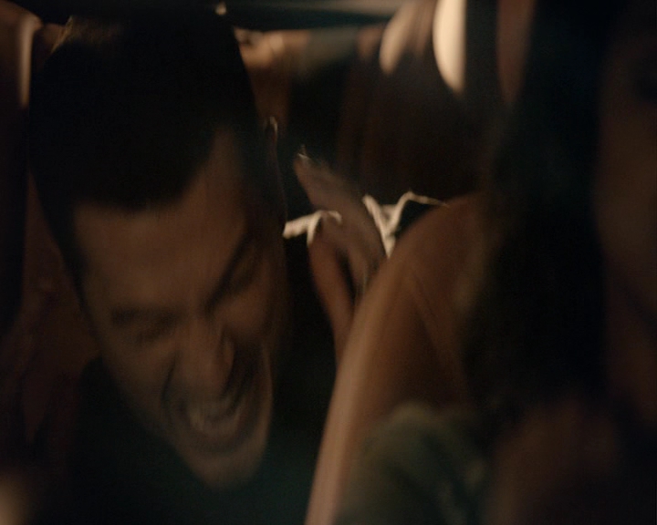VampireDiaries-dot-nl_VampireDiaries-8x02TodayWillBeDifferent1369.jpg
