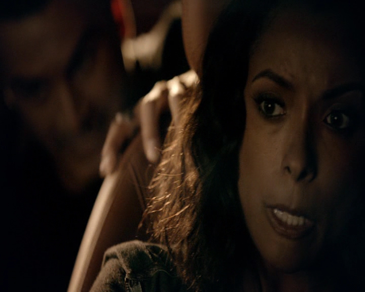 VampireDiaries-dot-nl_VampireDiaries-8x02TodayWillBeDifferent1380.jpg