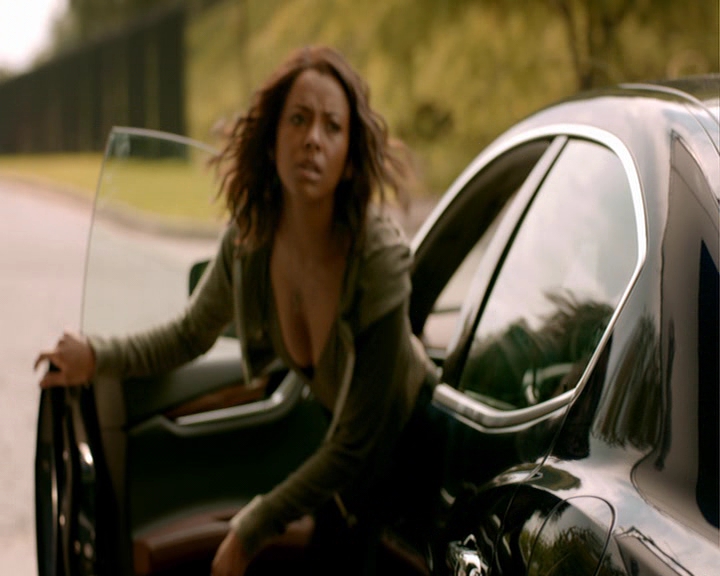 VampireDiaries-dot-nl_VampireDiaries-8x02TodayWillBeDifferent1387.jpg