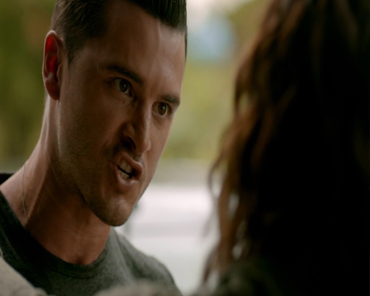 VampireDiaries-dot-nl_VampireDiaries-8x02TodayWillBeDifferent1405.jpg