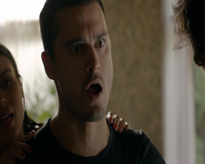 VampireDiaries-dot-nl_VampireDiaries-8x02TodayWillBeDifferent2013.jpg