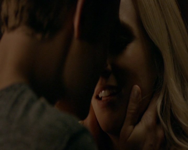VampireDiaries-dot-nl_VampireDiaries-8x02TodayWillBeDifferent2312.jpg
