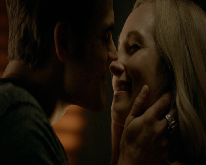 VampireDiaries-dot-nl_VampireDiaries-8x02TodayWillBeDifferent2323.jpg