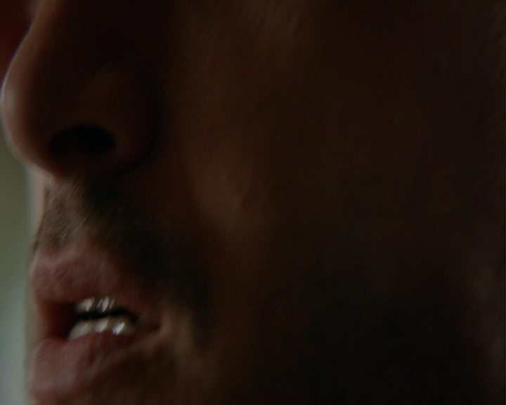 VampireDiaries-dot-nl_VampireDiaries-8x03YouDecidedThatIWasWorthSaving0100.jpg