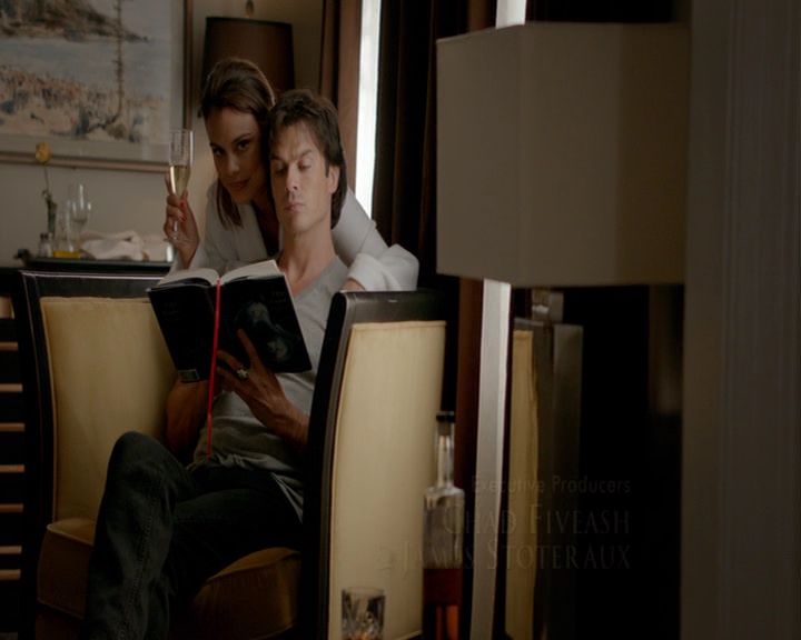 VampireDiaries-dot-nl_VampireDiaries-8x03YouDecidedThatIWasWorthSaving0182.jpg