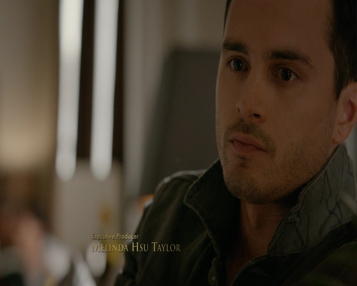VampireDiaries-dot-nl_VampireDiaries-8x03YouDecidedThatIWasWorthSaving0183.jpg