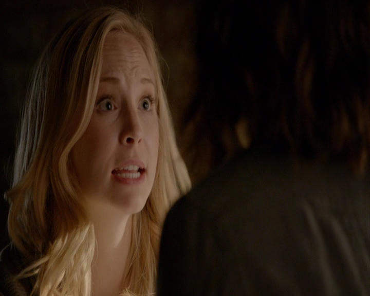 VampireDiaries-dot-nl_VampireDiaries-8x03YouDecidedThatIWasWorthSaving0237.jpg