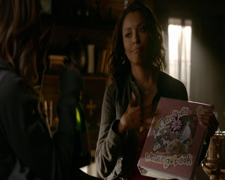 VampireDiaries-dot-nl_VampireDiaries-8x03YouDecidedThatIWasWorthSaving0253.jpg