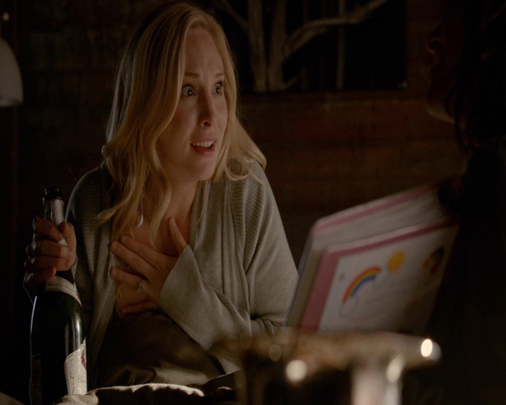 VampireDiaries-dot-nl_VampireDiaries-8x03YouDecidedThatIWasWorthSaving0257.jpg