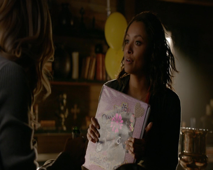 VampireDiaries-dot-nl_VampireDiaries-8x03YouDecidedThatIWasWorthSaving0258.jpg