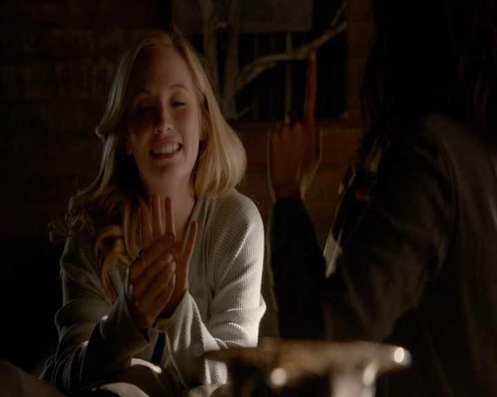 VampireDiaries-dot-nl_VampireDiaries-8x03YouDecidedThatIWasWorthSaving0277.jpg