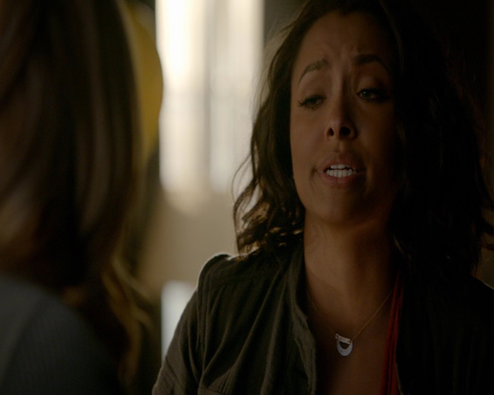 VampireDiaries-dot-nl_VampireDiaries-8x03YouDecidedThatIWasWorthSaving0278.jpg