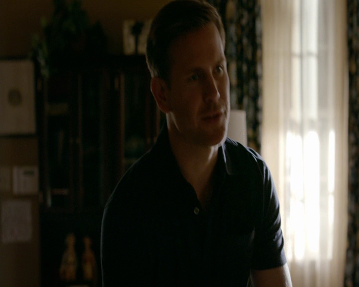 VampireDiaries-dot-nl_VampireDiaries-8x03YouDecidedThatIWasWorthSaving0280.jpg